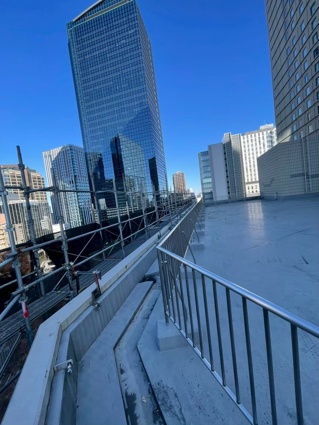 line_album_%e5%9b%bd%e9%9a%9b%e3%83%93%e3%83%ab2%e9%9d%a2%e8%b6%b3%e5%a0%b4-2300%e5%b9%b3%e7%b1%b3_260307_18